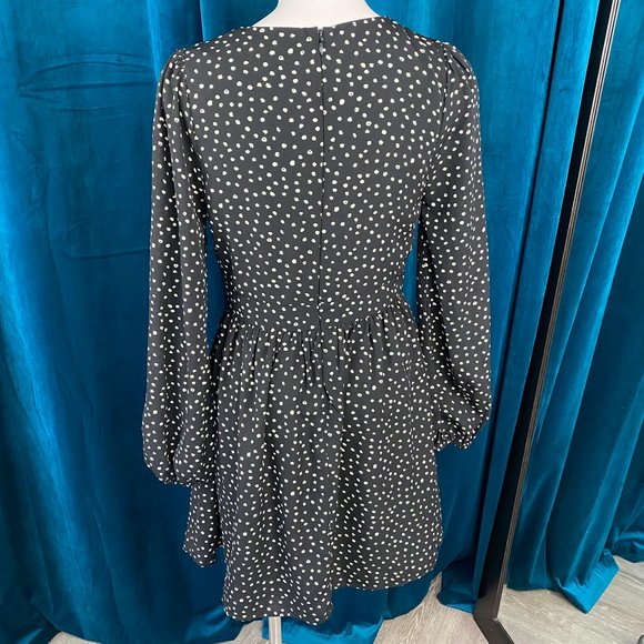 Wild Honey Long Sleeve Spot Me Mini Dress in Black - Picture 8 of 10
